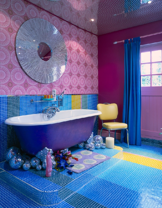 Интерьер ванной комнаты в китч стиле